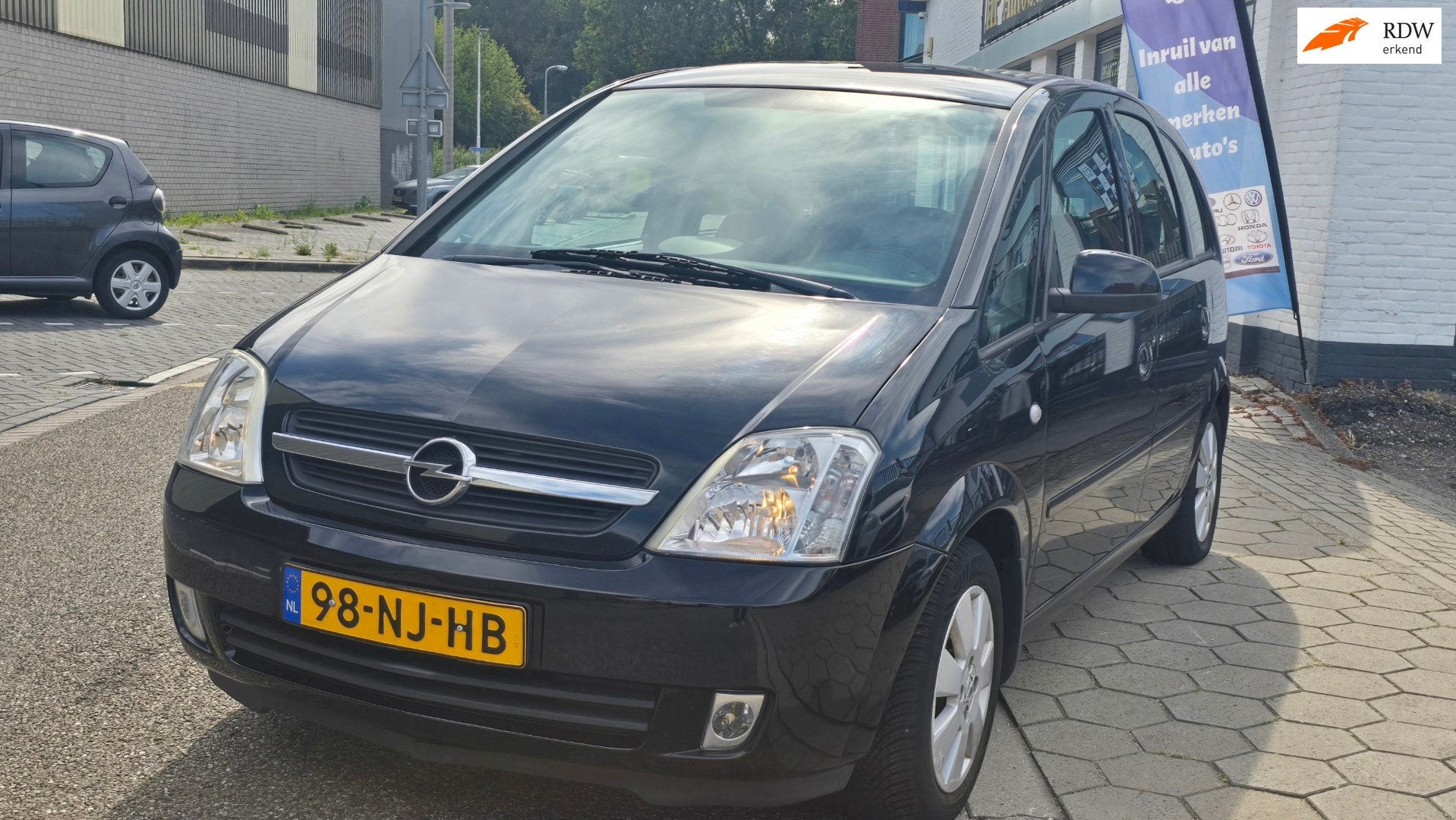 Opel Meriva 1.8-16V Cosmo*airco ijs*nap*apk*trekhaak*inruil, Auto's, Voorwielaandrijving, 125 pk, 4 cilinders, 1796 cc