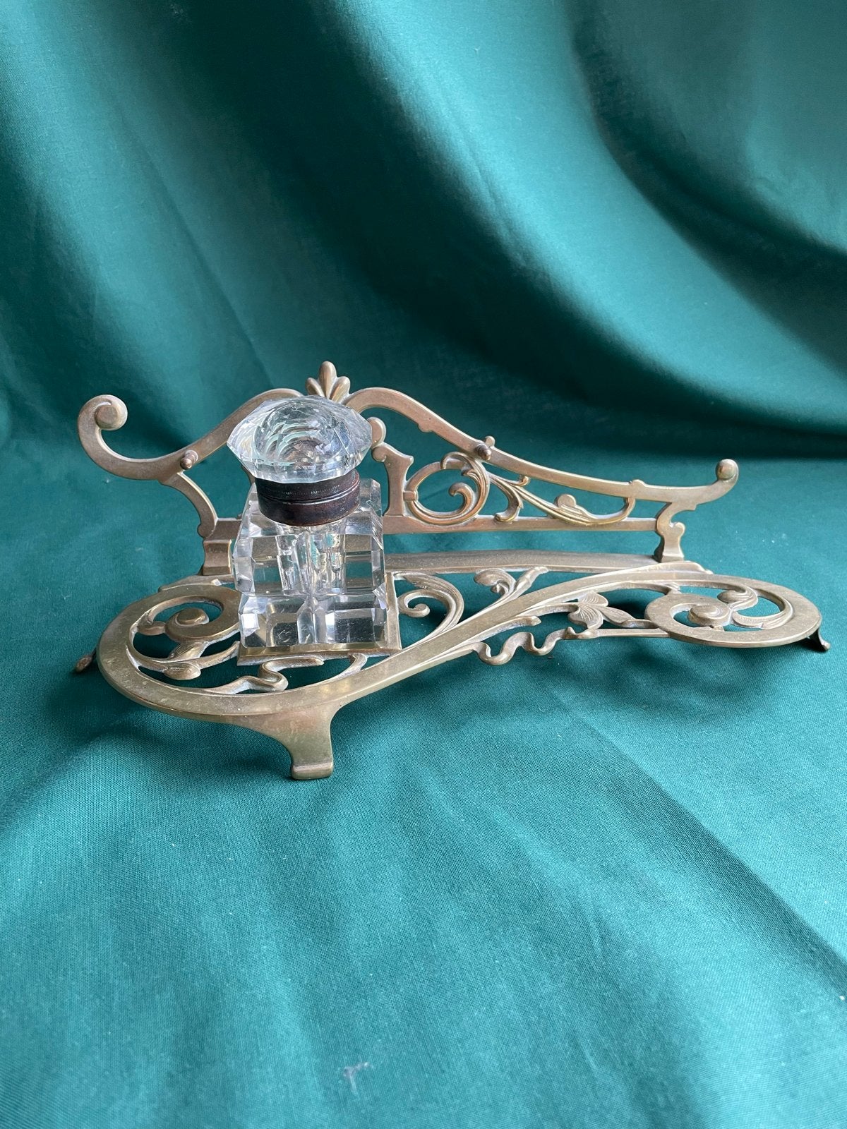 Antieke bronzen inktpot met glazen inktreservoir, Ophalen of Verzenden