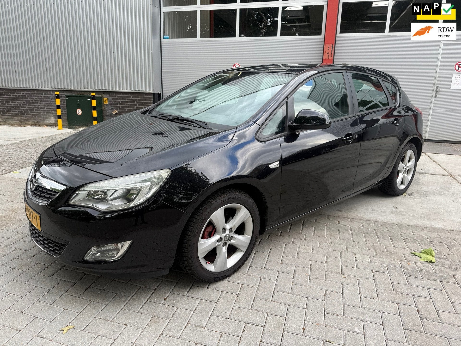 Opel Astra 1.4 Turbo Edition, Auto's, Voorwielaandrijving, Euro 5, Gebruikt, 680 kg