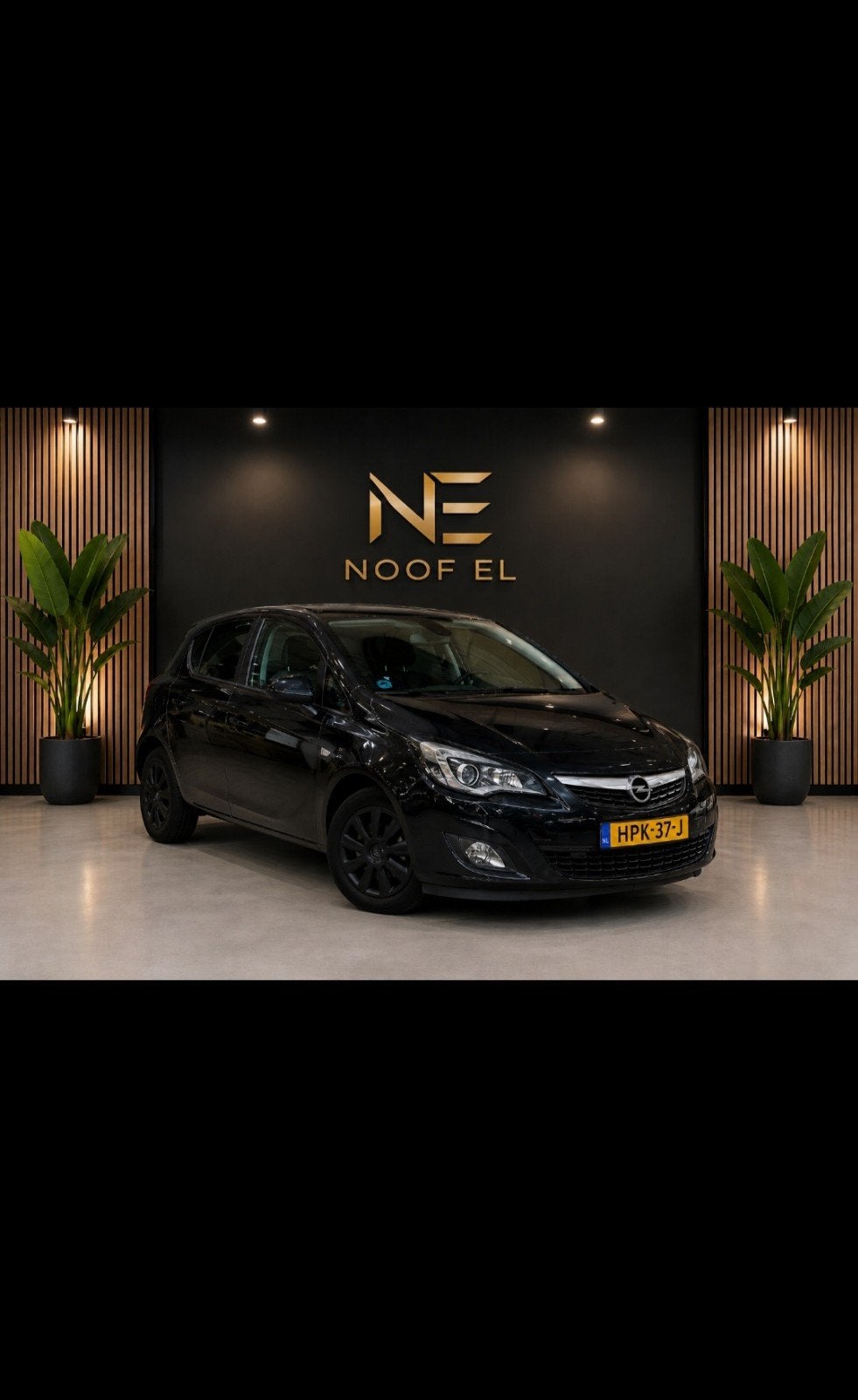 Opel Astra 1.4 Ecotec 5-D 2012 Zwart CarPlay achtercamera, Auto's, Voorwielaandrijving, 4 cilinders, 100 pk, Zwart