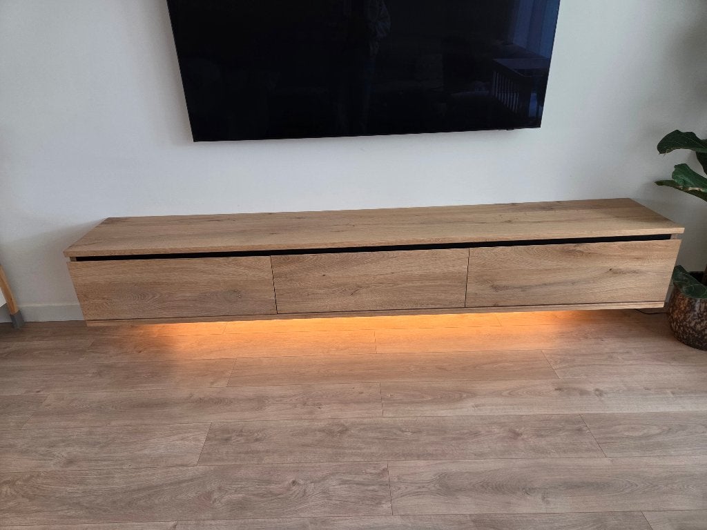 Eiken tv meubel, Huis en Inrichting, Ophalen, Eikenhout, Zo goed als nieuw, 200 cm of meer