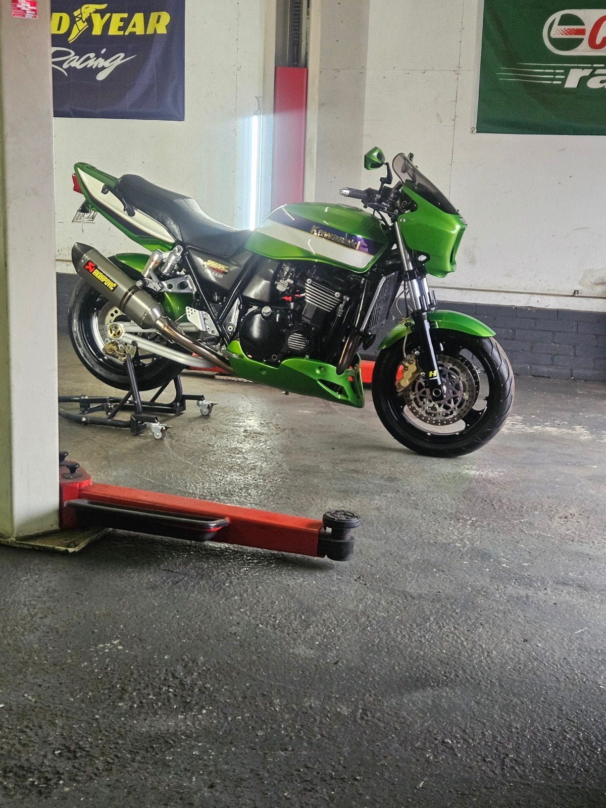 Kawasaki zrx1200r zeldzaam mooi!, 4 cilinders, Motorrijbewijs A, Particulier, Meer dan 35 kW