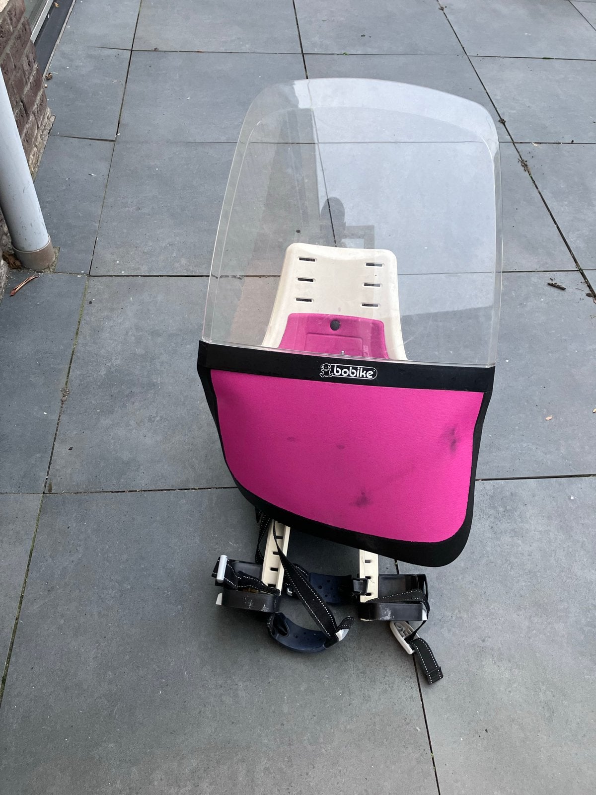 Bobike voorzitje met windscherm, Ophalen of Verzenden, Gebruikt, Voetsteuntjes, Voorzitje