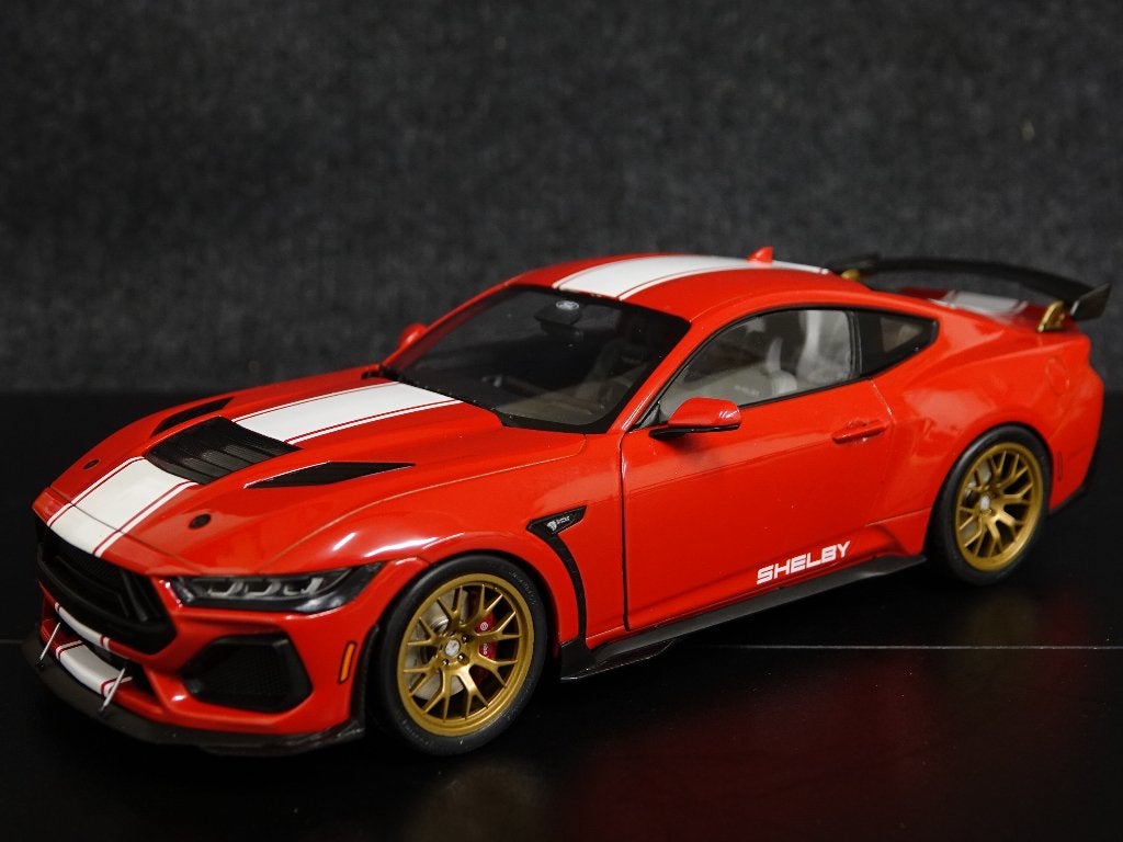 Solido 1:18 2024 Ford Mustang Shelby Super Snake rood, Hobby en Vrije tijd, Modelauto's | 1:18, Solido, Auto, Solido, Onbekend