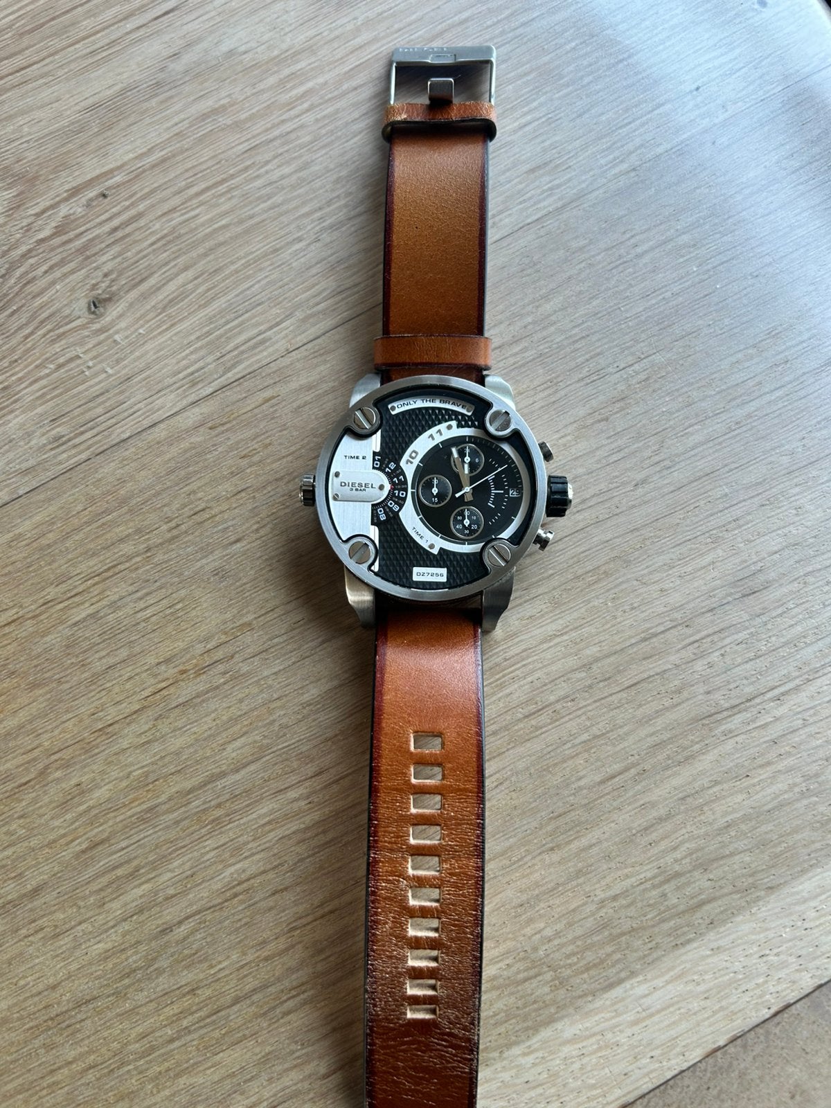 Diesei, Ophalen of Verzenden, Zo goed als nieuw, Leer, Overige merken