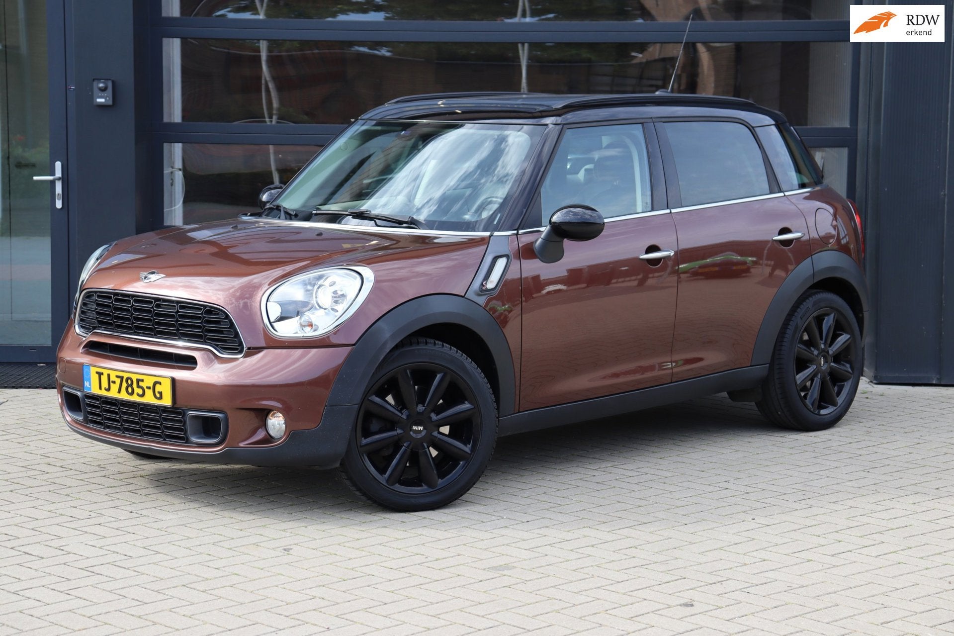 Mini Countryman 1.6 Cooper S ALL4 Chili | 184 PK | Pano | St, Auto's, 1380 kg, Gebruikt, Bruin, 163 pk