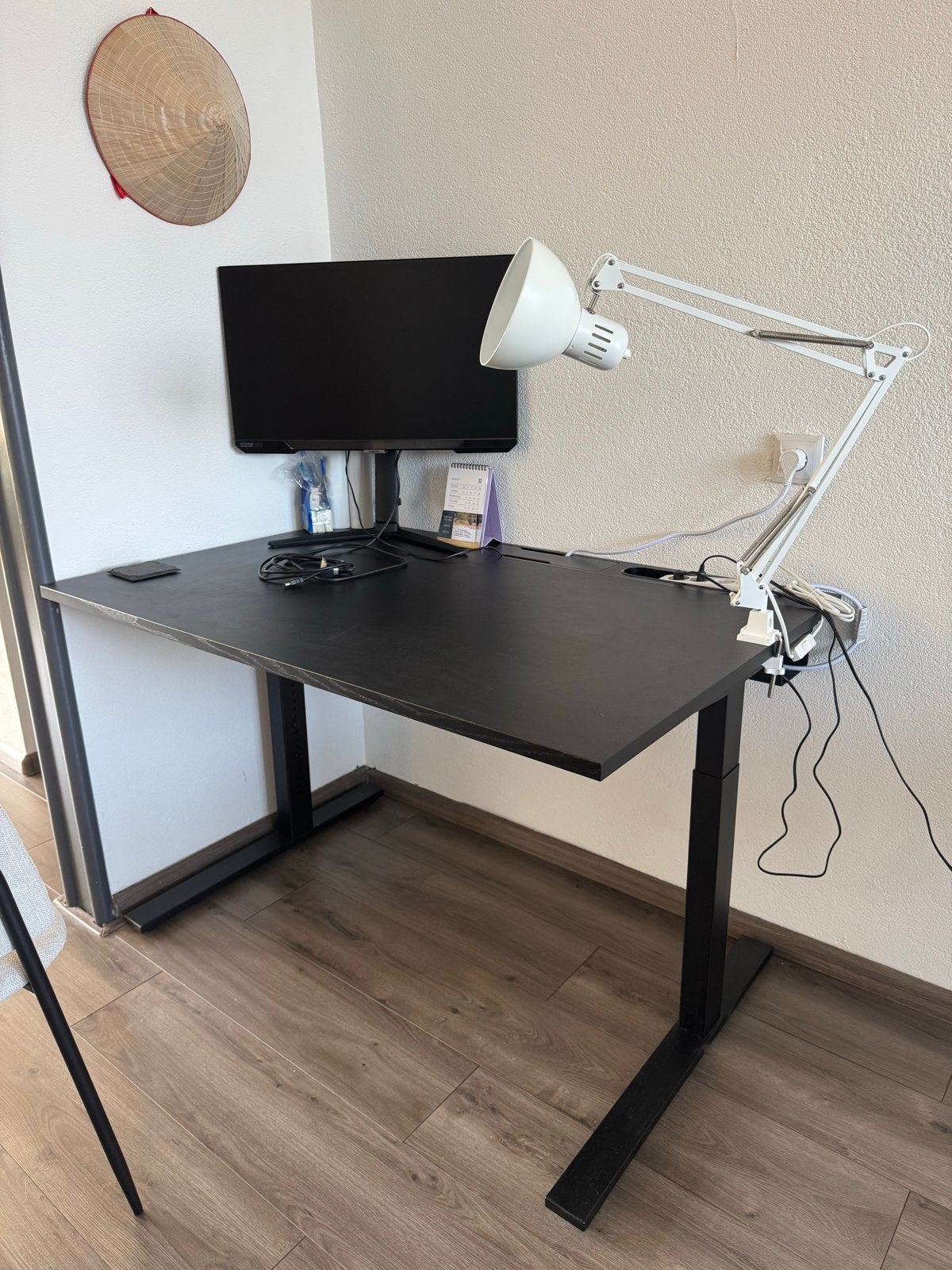 IKEA MITTZON bureau, zwart, 120x80 cm (price negotiable), Gebruikt, Hout, In hoogte verstelbaar, Ophalen of Verzenden