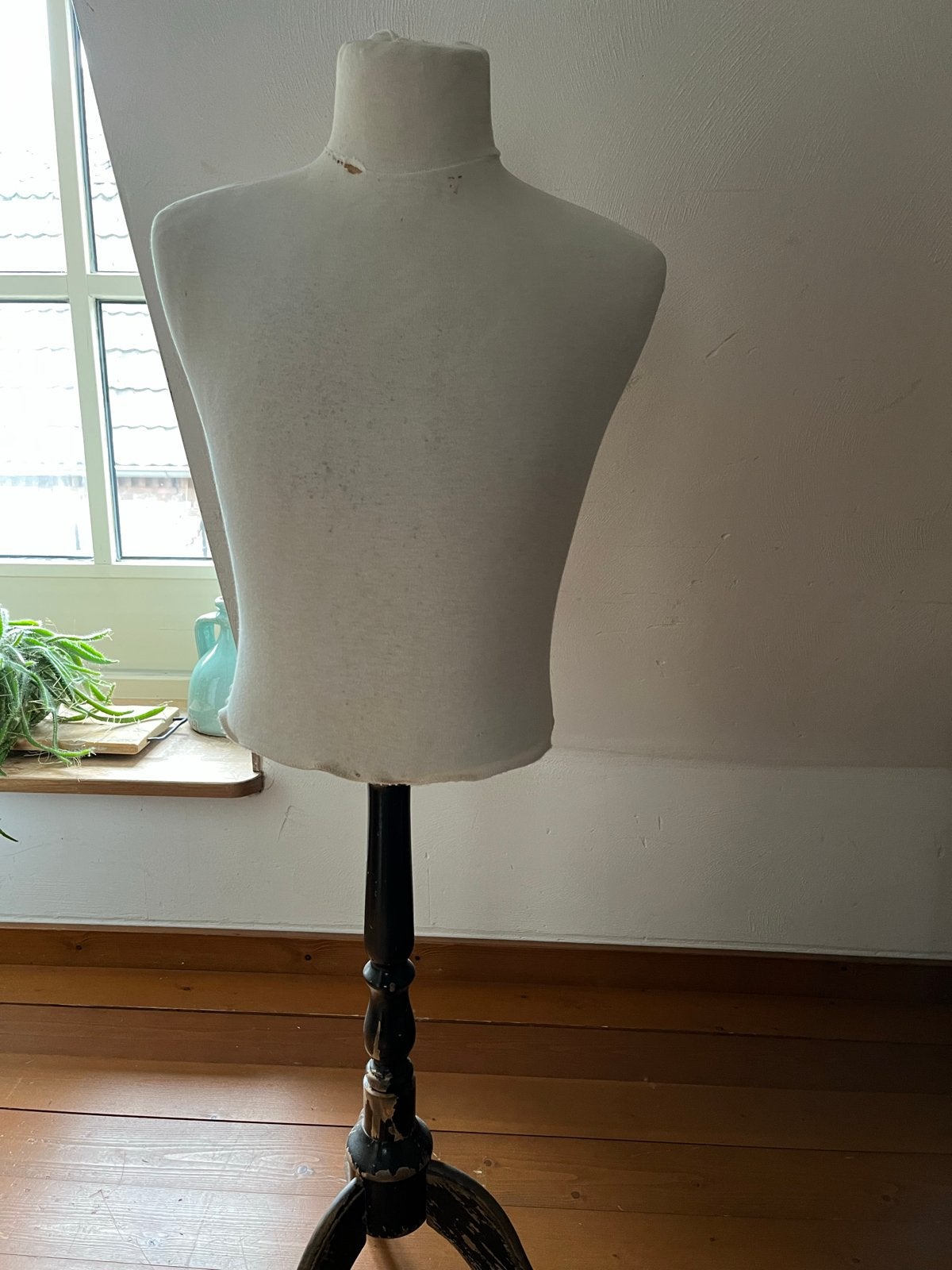 Antieke paspop met mooie houten poot, Ophalen