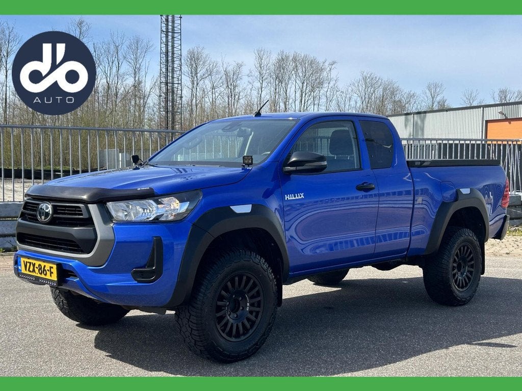 Toyota HiLux 2.4 D-4D Xtra Cab Cool Comfort, Auto's, Stof, Gebruikt, 4 cilinders, 150 pk