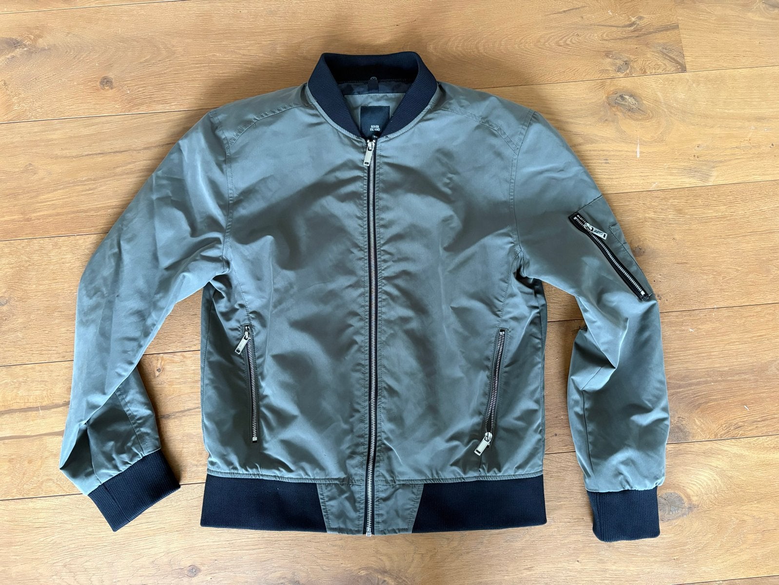 River Island bomberjack - maat L, Ophalen of Verzenden, Zo goed als nieuw, Maat 52/54 (L), Groen