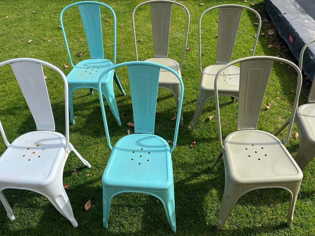 Originele Tolix stoelen - industrieel (witte is look-a-like), Huis en Inrichting, Stoelen, Ophalen, Gebruikt, Overige kleuren