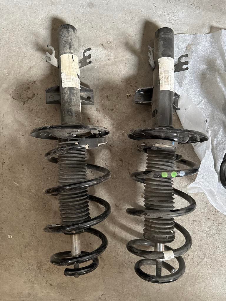 Originele VW Transporter Vering set (schokdempers en veren), Ophalen, Gebruikt, Volkswagen