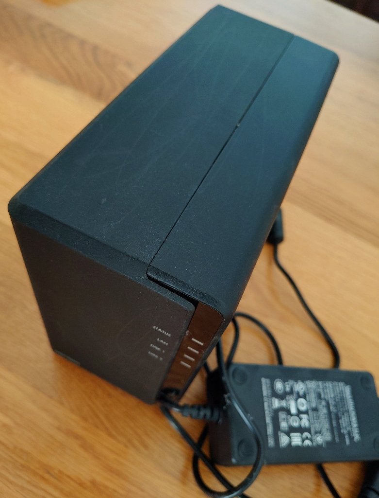 Synology NAS DS216play - geen harde schijven, Computers en Software, Ophalen, Gebruikt