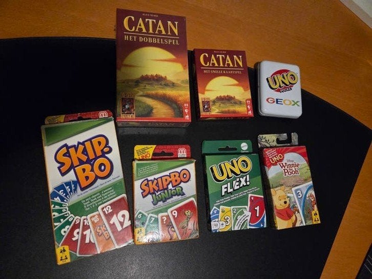 Catan, Uno & Skip-Bo Spellenpakket - Nieuw & ZGAN, Vijf spelers of meer, Ophalen of Verzenden, Zo goed als nieuw, Reisspel