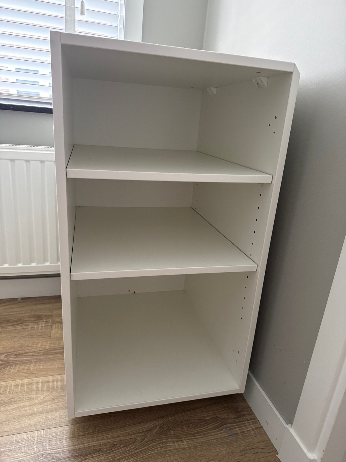 Witte kast met planken - Gratis af te halen, Huis en Inrichting, Ophalen, Gebruikt