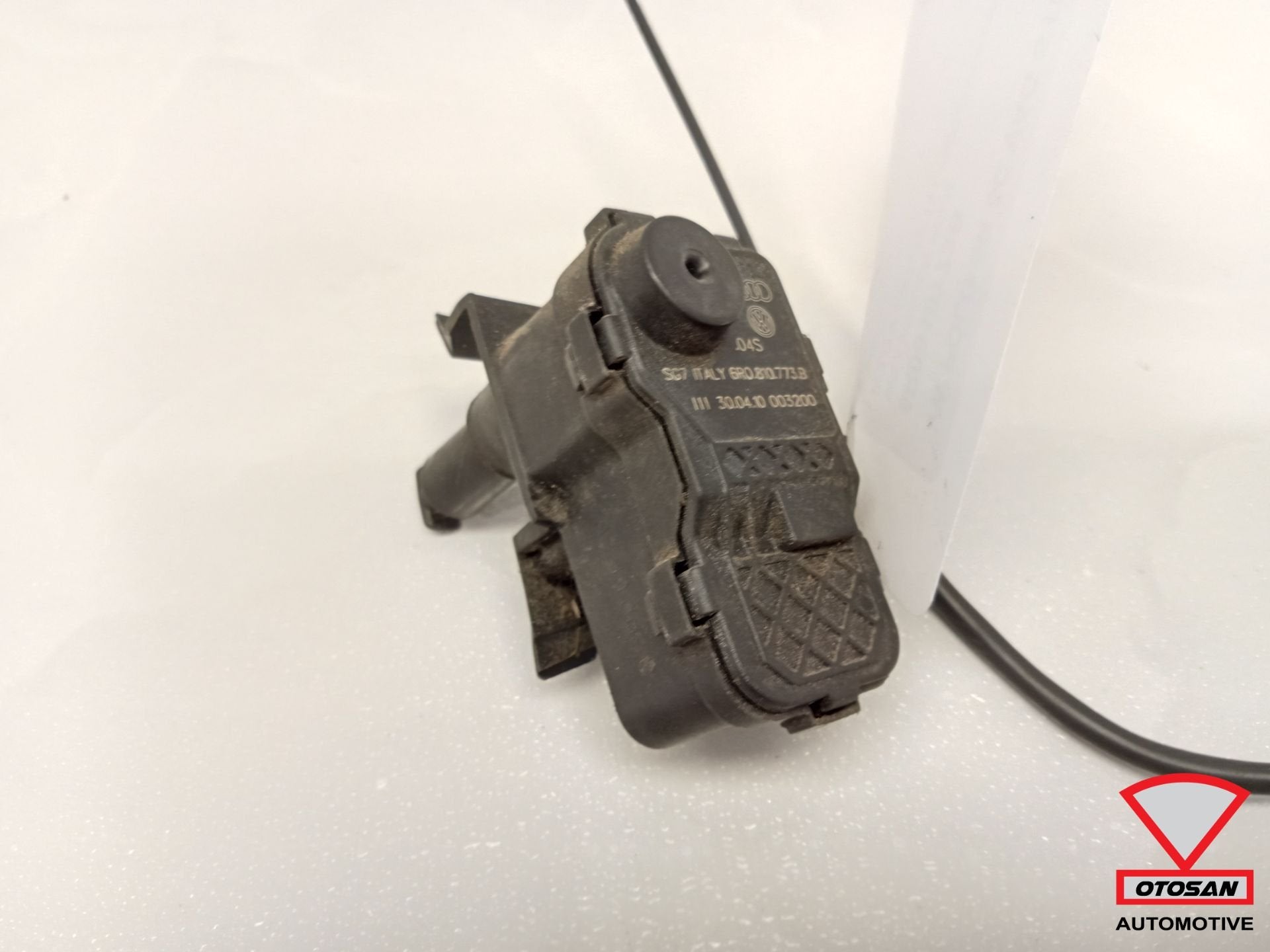 VW Polo 6R 6C VAG Stelmotor Tankklep 6R0810773B, Gebruikt, Volkswagen, Volkswagen AG, Berliner Ring 2
38440  Wolfsburg, DE