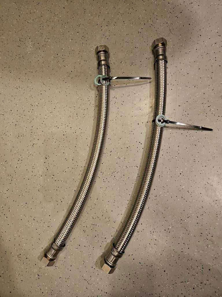 Flexibele waterslangen - nieuw 2stuks, Ophalen of Verzenden, Nieuw