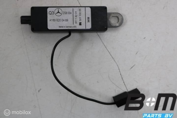 Antenneversterker Mercedes B-klasse W245 A1698200089, Gebruikt