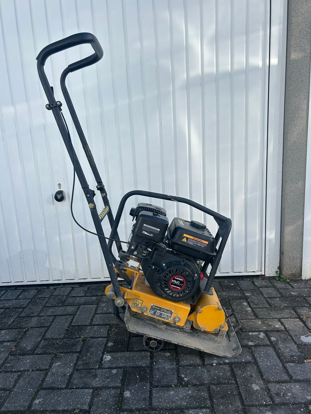 LUMAG RP700PRO BENZINE TRILPLAAT, Ophalen, Gebruikt