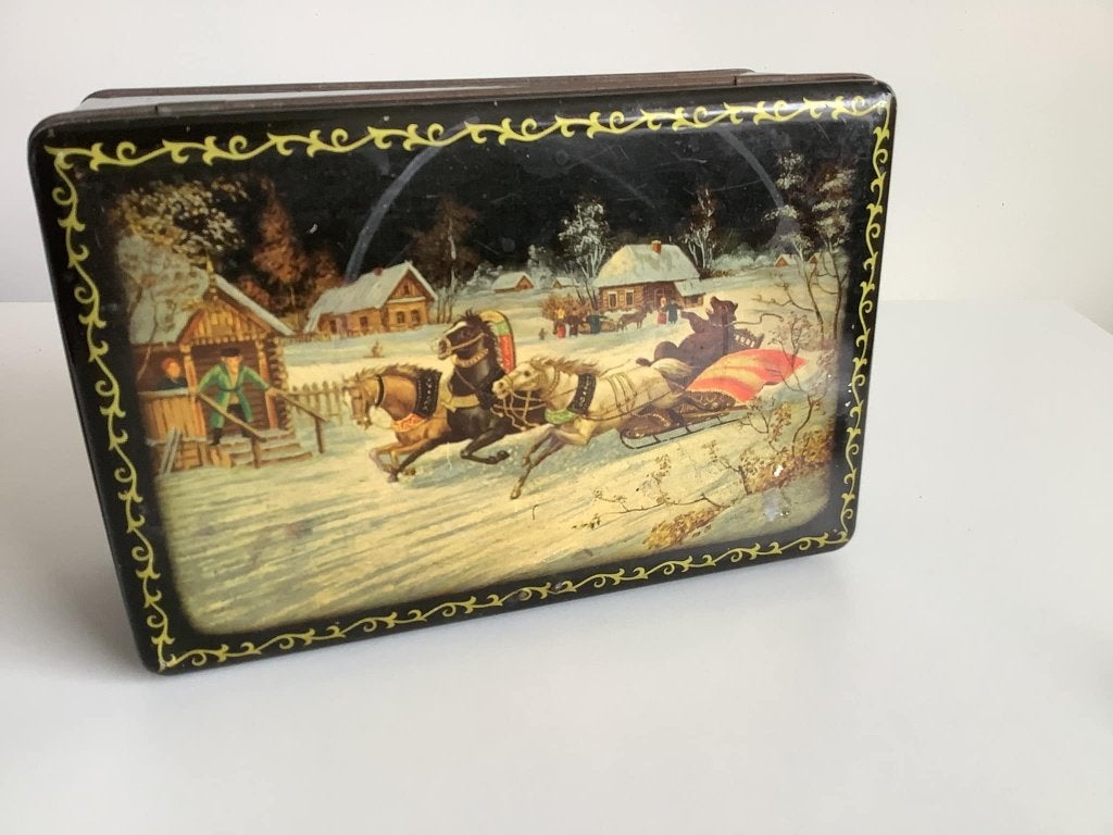 Van Melle blik - beer in arreslee winterlandschap, Ophalen of Verzenden, Gebruikt, Koek(jes), Overige merken