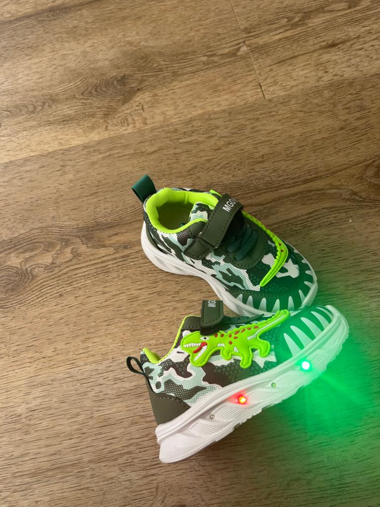 Nieuwe Dino Schoenen met Lampjes - Maat 23, Ophalen of Verzenden, Nieuw, Jongen of Meisje, Schoenen