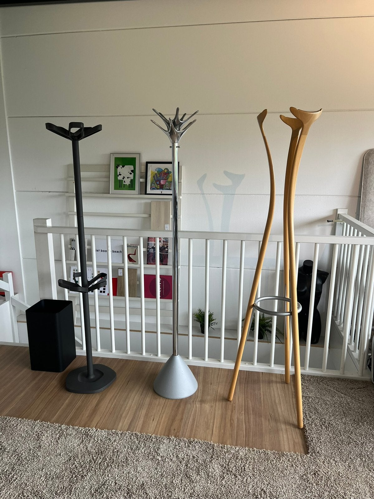 Kapstokken Cascando flower, Van Esch Wale , Cascanda Tango, Cascando en Van Esch, Bekijk ook mijn andere gebruikte meubels, Geen