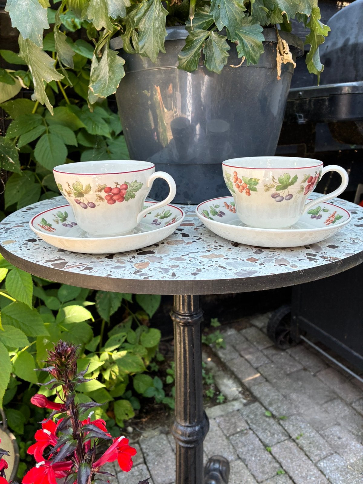 Wedgwood Provence theekop en schotel, Ophalen of Verzenden