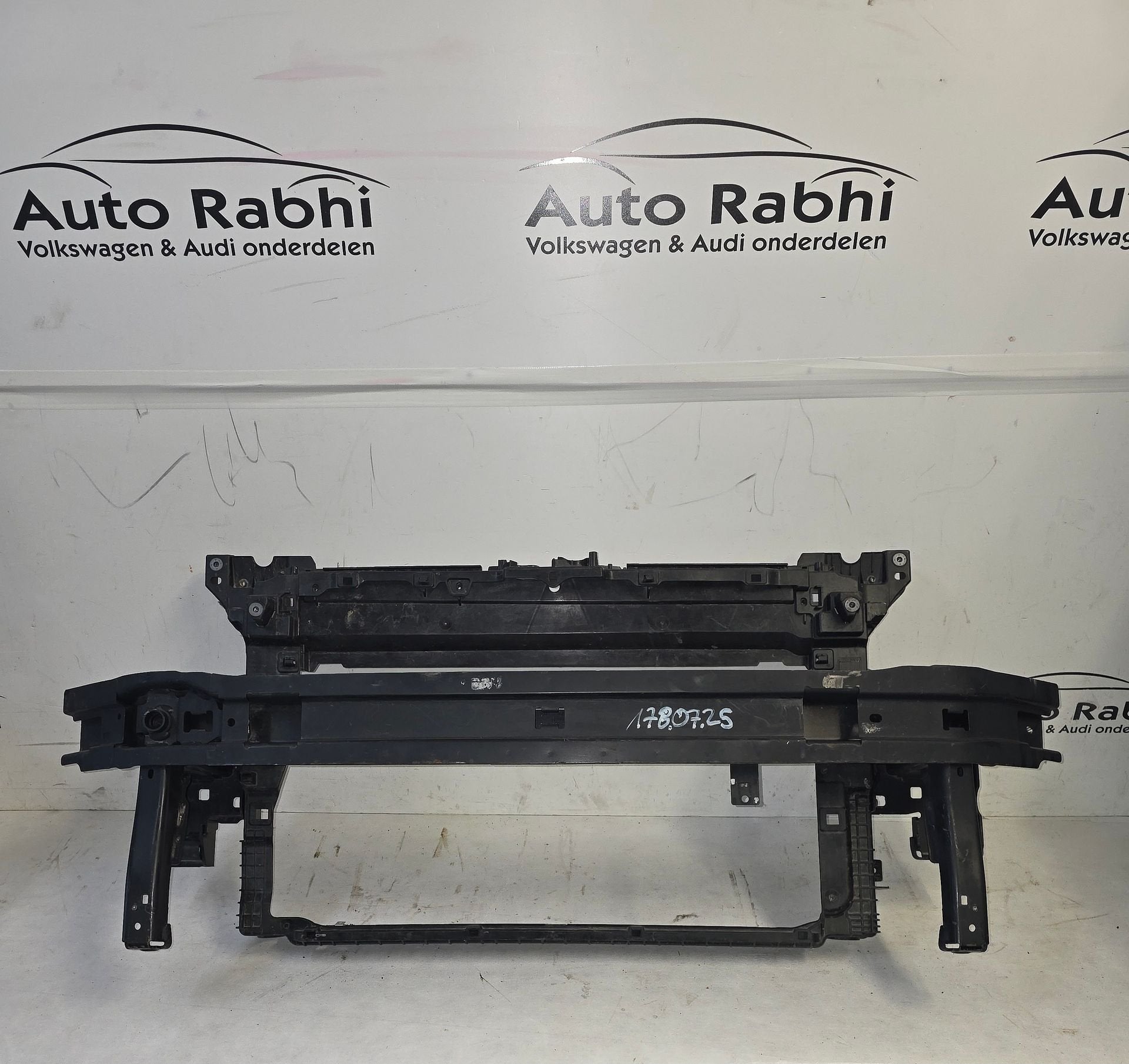 VW Polo 2g voorfront 2G0805588AC COMPLEET MET BALK, Gebruikt, -, -, Ophalen of Verzenden
