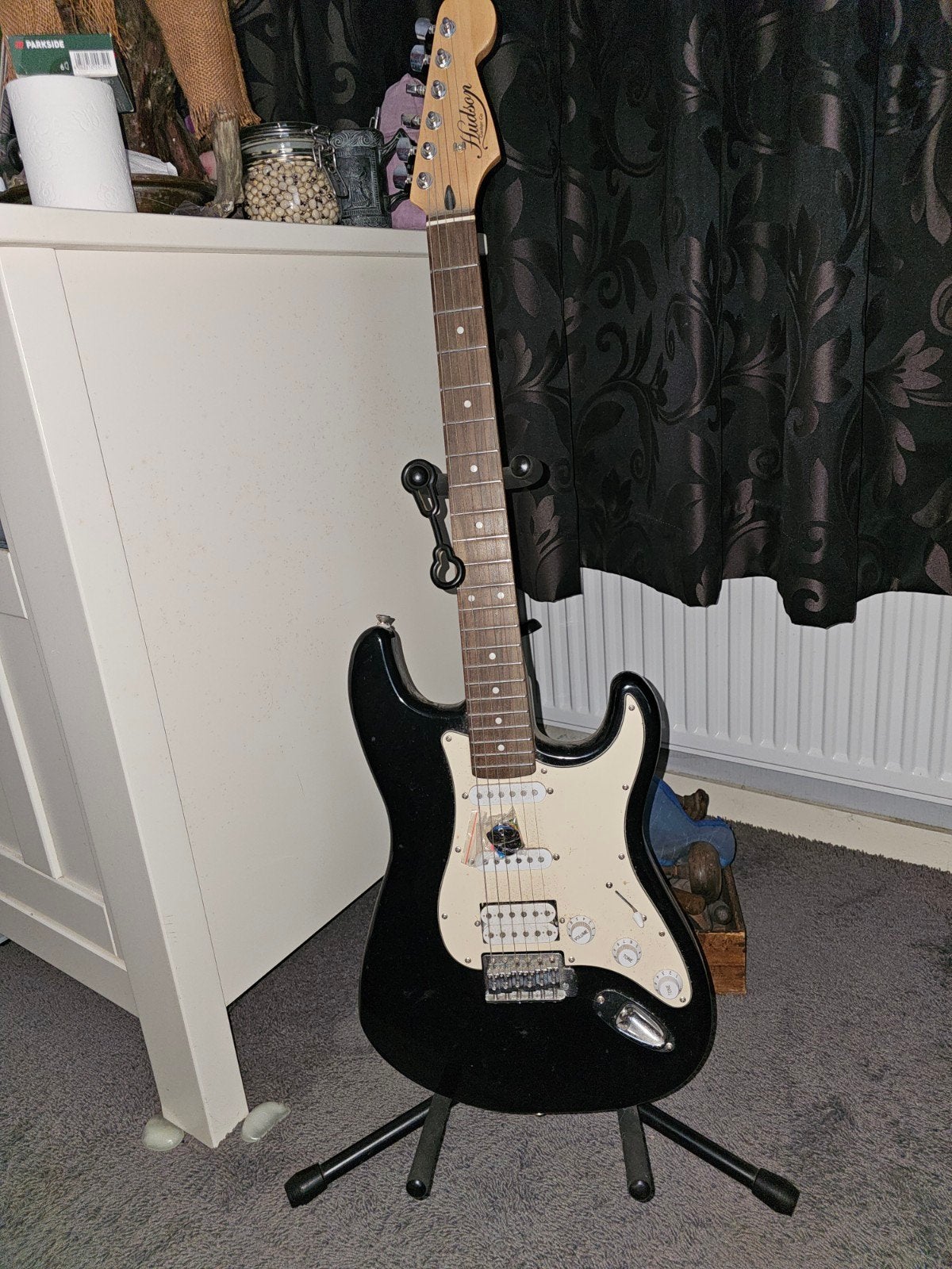 Hudson elektric gitaar met Fender versterker en accessoire, Gebruikt, Met versterker, Solid body, Ophalen
