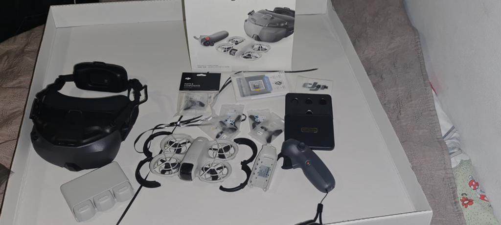 DJI Neo Flymore Combo + ND Lens + LED + DJI N3 Goggles., Audio, Tv en Foto, Drones, Zo goed als nieuw, Cameradrone, Standaard kwaliteit