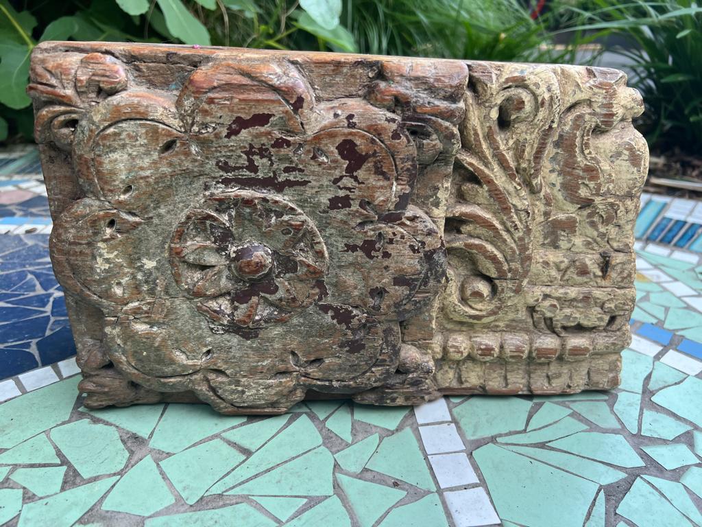 Indiase houtsnijwerk kandelaar India handwerk uniek massief, Verburgt Vintage, Overige kleuren, Nieuw, Ophalen of Verzenden