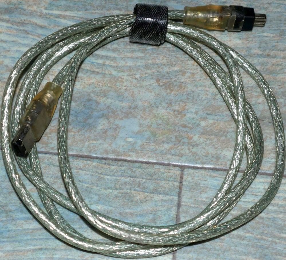 Firewire iEEE 1384 kabel groot - klein, Computers en Software, Pc- en Netwerkkabels, Ophalen of Verzenden, Zo goed als nieuw