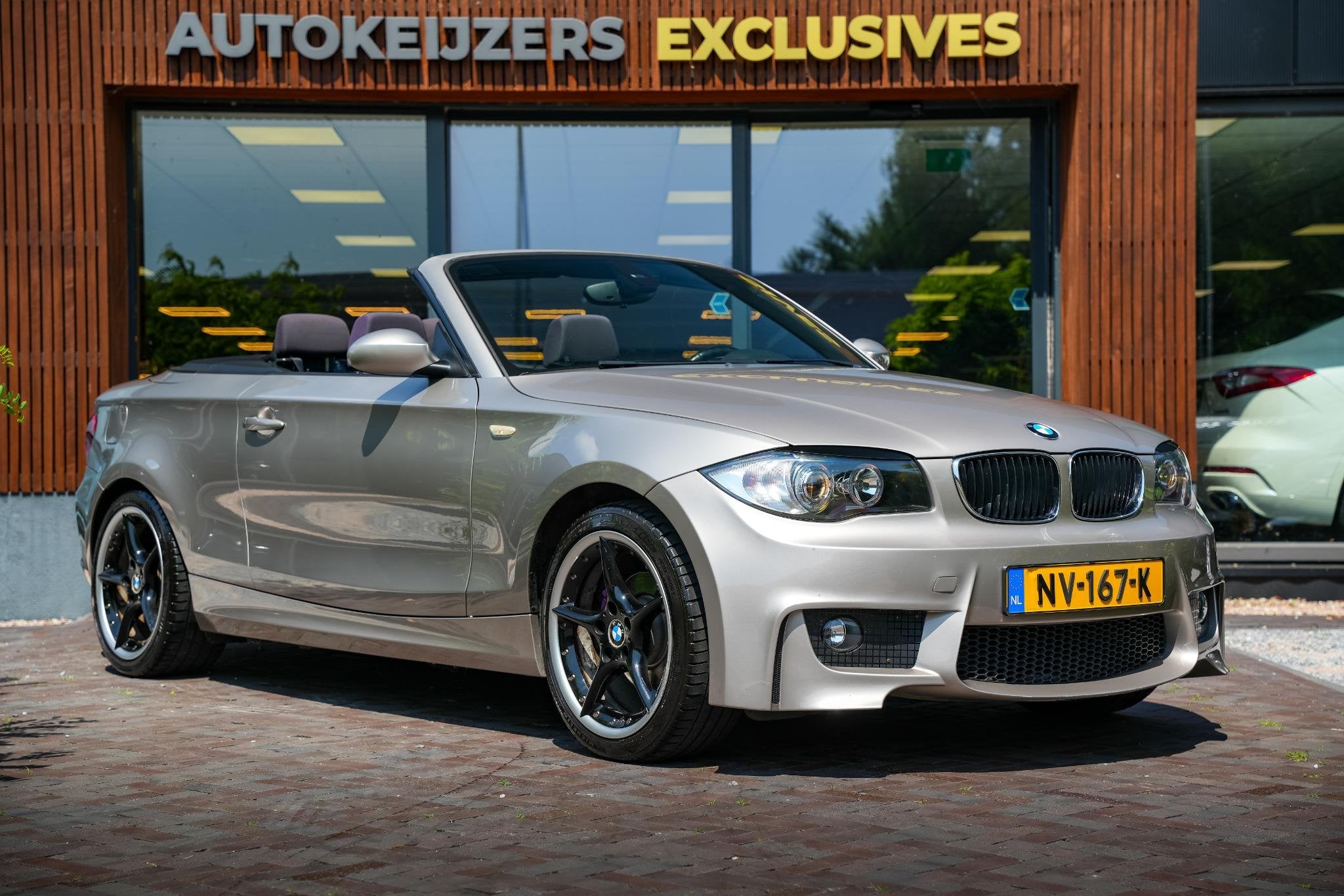 BMW 1-serie Cabrio 118i Radio/CD Electrische ramen 18"L.M. A, 1-Serie, Euro 5, Cabriolet, 4 stoelen
