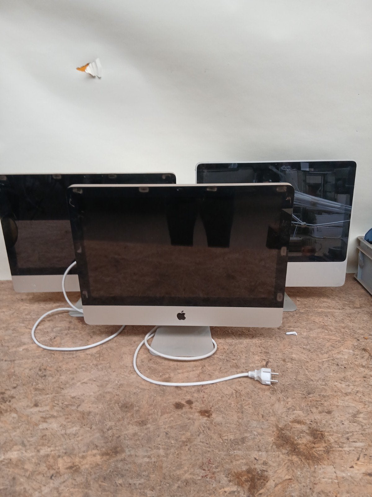3x Apple iMac (werking onbekend), Ophalen