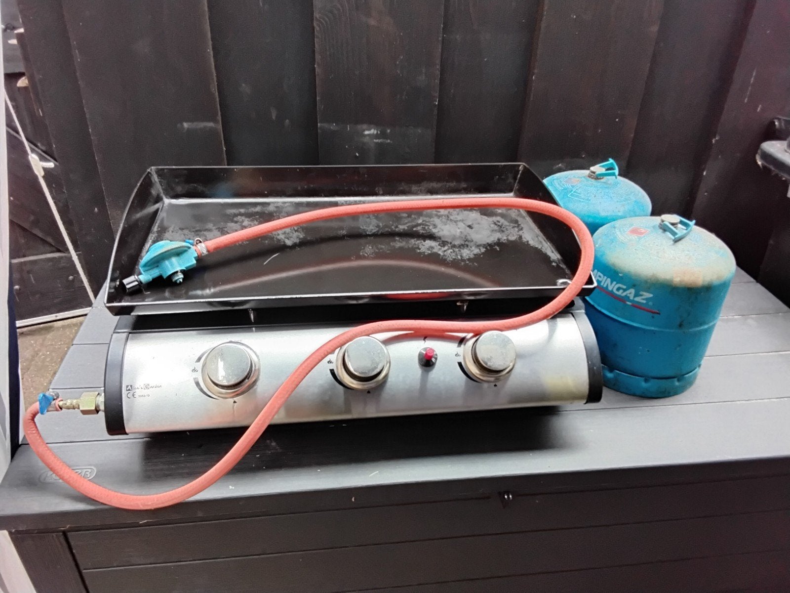 3 pits bakplaat op gas. Inclusief 2 gasflessen., Ophalen of Verzenden