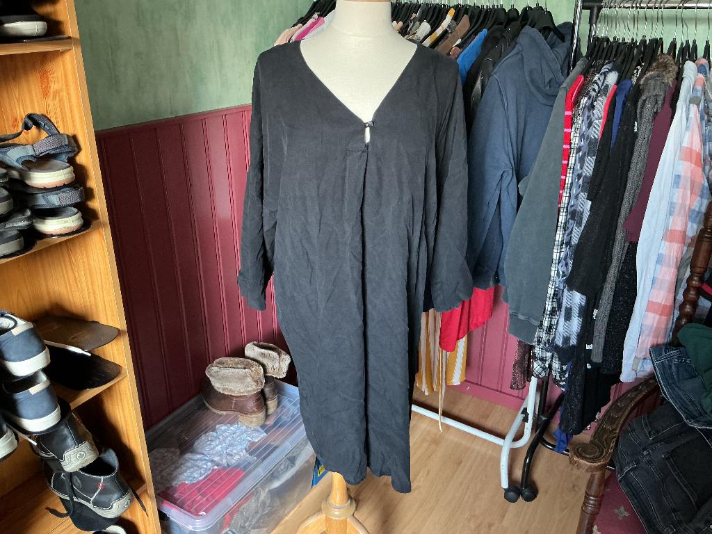 Zwarte jurk/tuniek van alchemist. Maat 40, Maat 38/40 (M), Zwart, Ophalen of Verzenden, Zo goed als nieuw