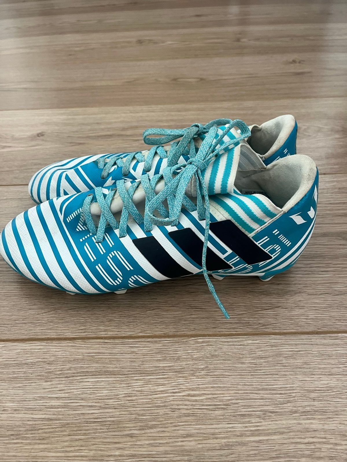Adidas Messi Voetbalschoenen - Maat 38 1/3, Maat XS of kleiner, Ophalen of Verzenden, Gebruikt, Schoenen