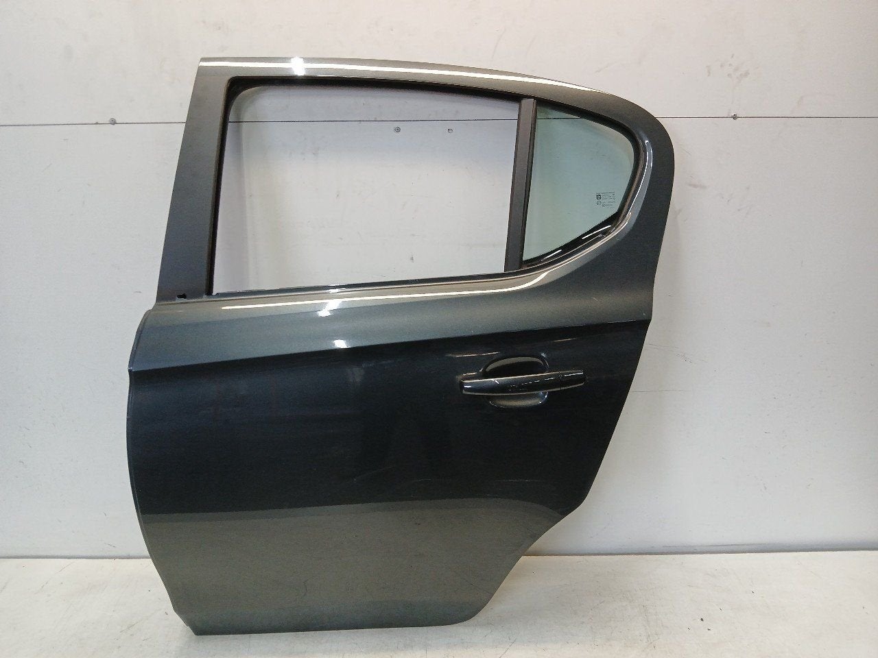 Portier links achter Opel Corsa, Auto-onderdelen, Onderdelen@venauto.nl, Van der Ven Autorecycling B.V., Gebruikt, Ettenseweg 76, 4706 PB Roosendaal, The Netherlands