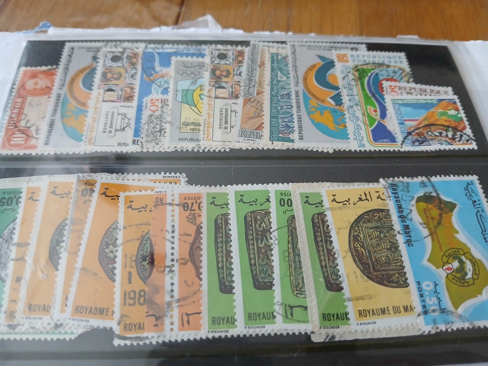 Kaartje met postzegels, Verzenden, Buitenland