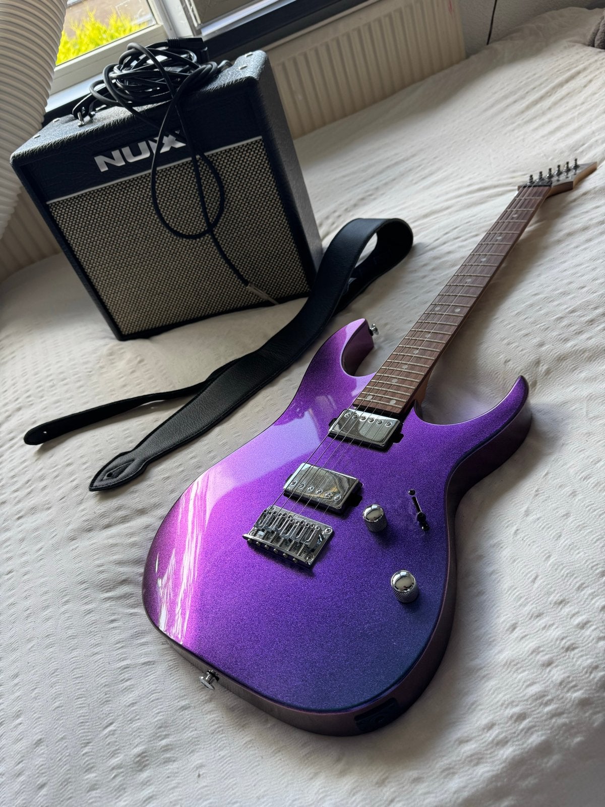 Ibanez Gio elektrische gitaar met NUX versterker, Ibanez, Nieuw, Met versterker, Ophalen of Verzenden