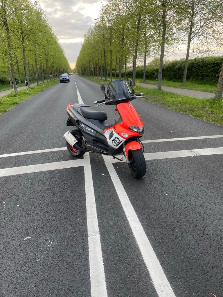 Gilera Runner 180cc Dubbeldisk Dubbel Gelagerd, Fietsen en Brommers, Brommeronderdelen | Scooters, Gebruikt, Piaggio, Overige typen