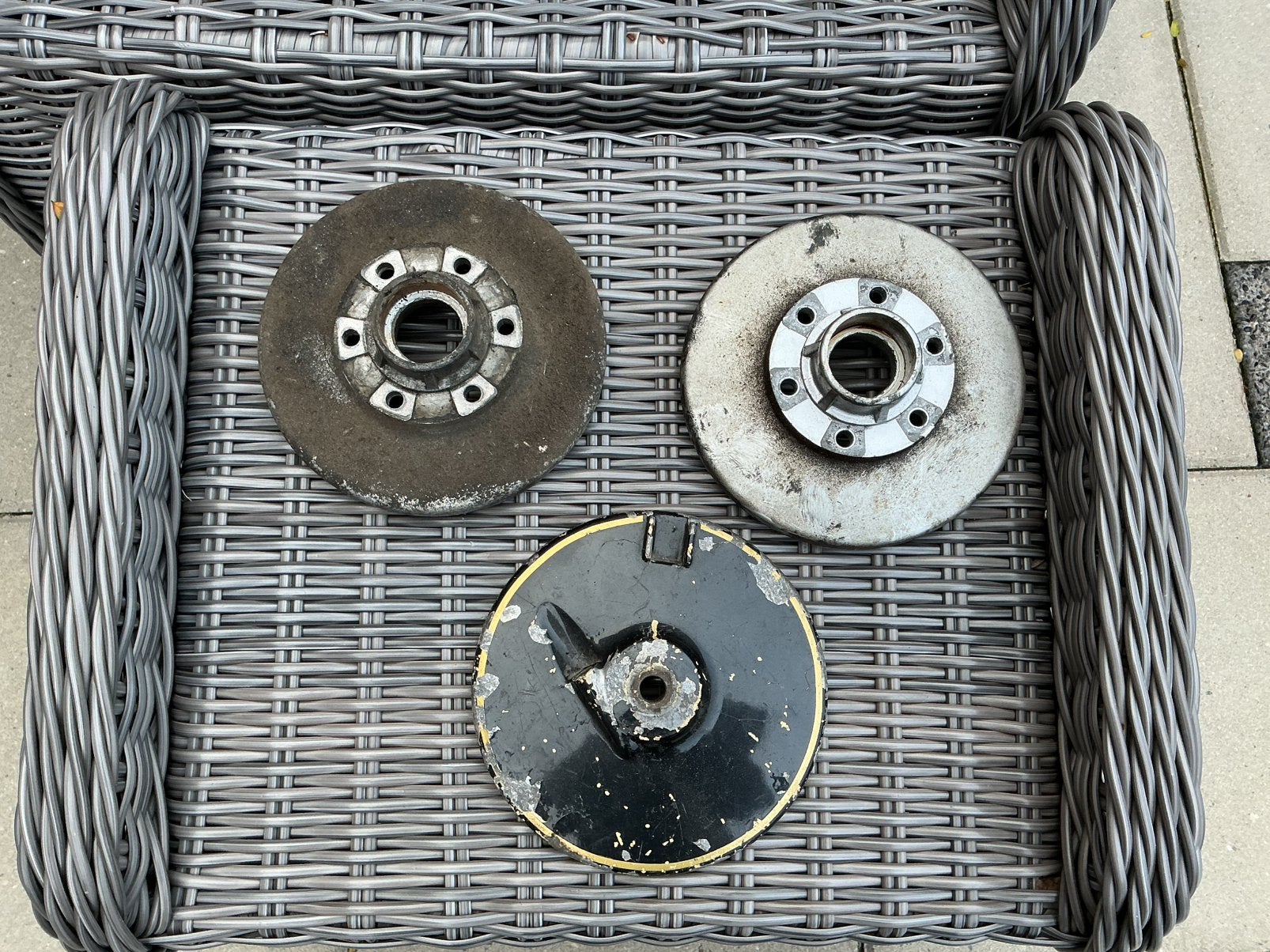 Te koop drie originele deksels voor de grote naaf sterwielen, Ophalen of Verzenden, Gebruikt, Overige typen