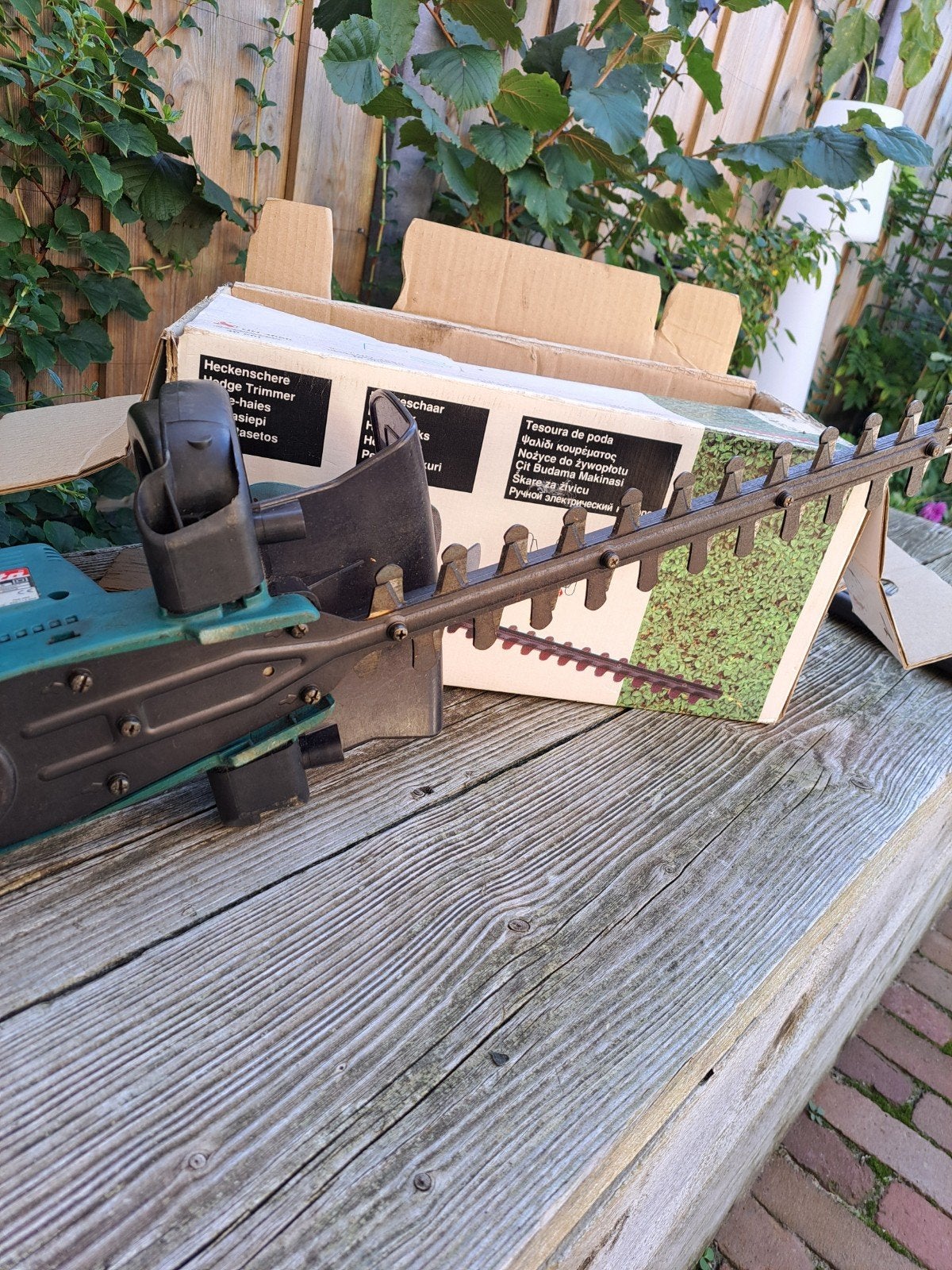 Makita Heggenschaar UH4050 - Elektrisch