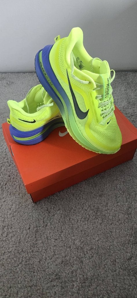 Nike pegasus premium new in box, Sportschoenen, Nike, Nieuw, Ophalen of Verzenden