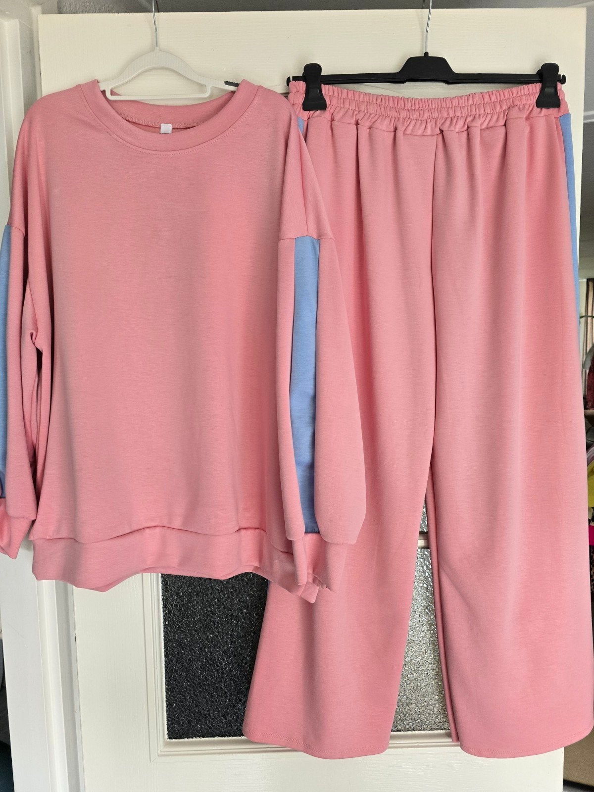 Nieuw 2delig pak roze lichtblauw 40 42 44 46, Kleding | Dames, Huispakken, Ophalen of Verzenden, Nieuw, Maat 42/44 (L), Roze