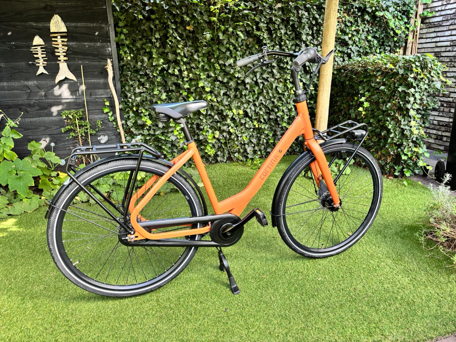 Foto 4 van Cortina Common Fiets - Oranje
