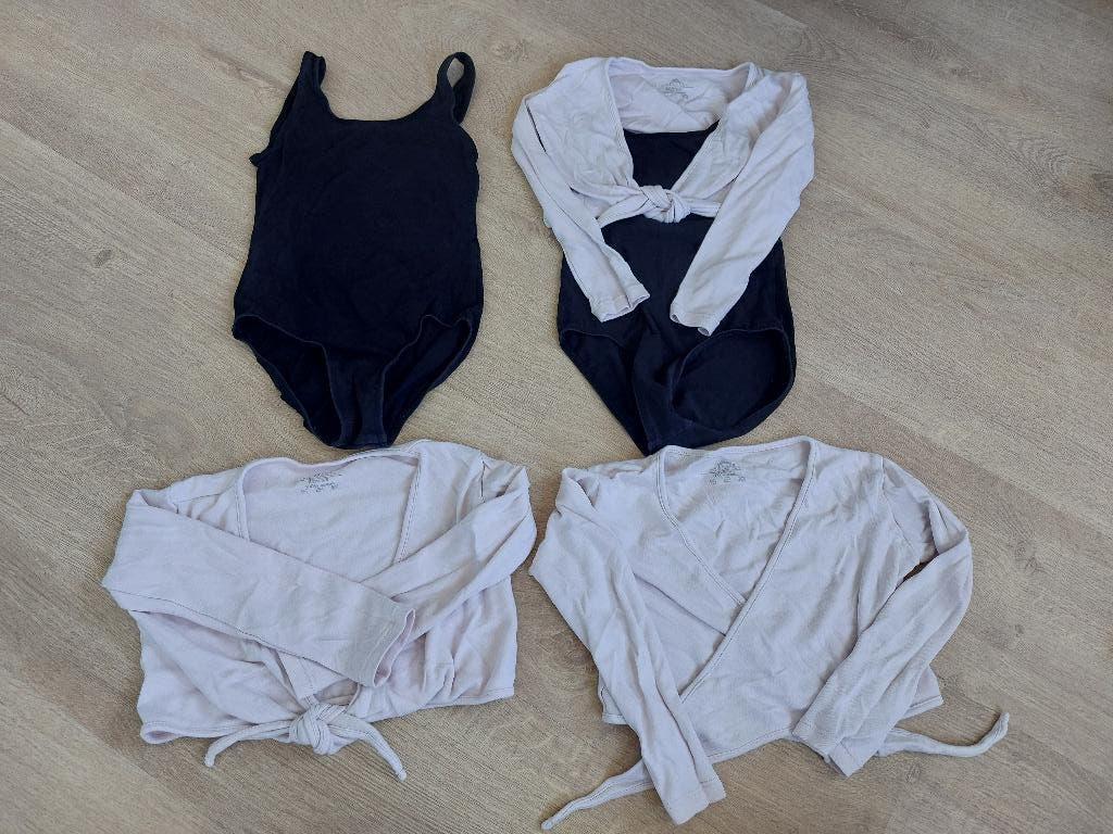 2 balletpakjes mt 6, 3 vestjes mt 5-6 en schoentjes 20cm, Ophalen of Verzenden, Zo goed als nieuw, Kleding