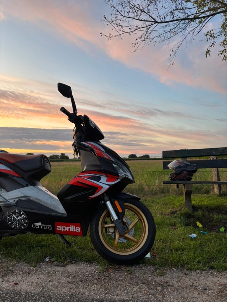 Aprilia SR 50 Scooter, Fietsen en Brommers, Scooters | Aprilia, Ophalen, Tweetakt, Gebruikt, Maximaal 45 km/u
