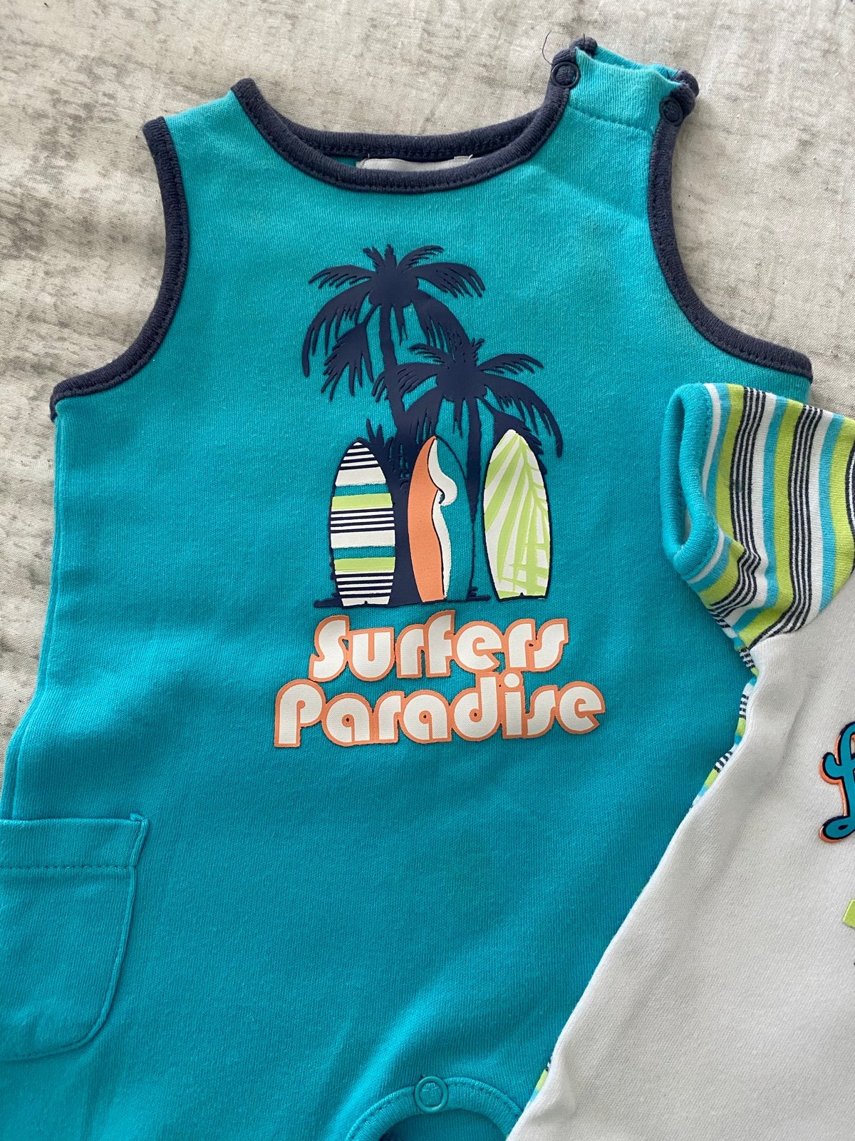 2x Baby Romper: Surfers Paradise & Little Surf Dude in  56, Ophalen of Verzenden, Zo goed als nieuw, Jongetje