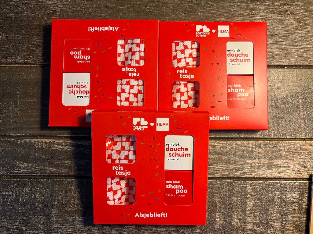 3 postcodeloterij tasjes met doucheschuim en shampoo., Ophalen of Verzenden, Nieuw, Bad & Douche
